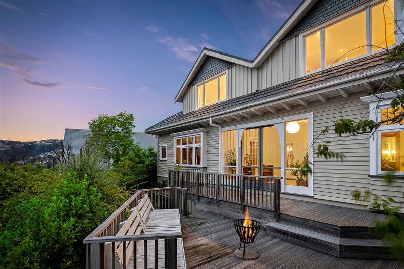 18 Merlewood Avenue, Cashmere, Christchurch - Carousel 1