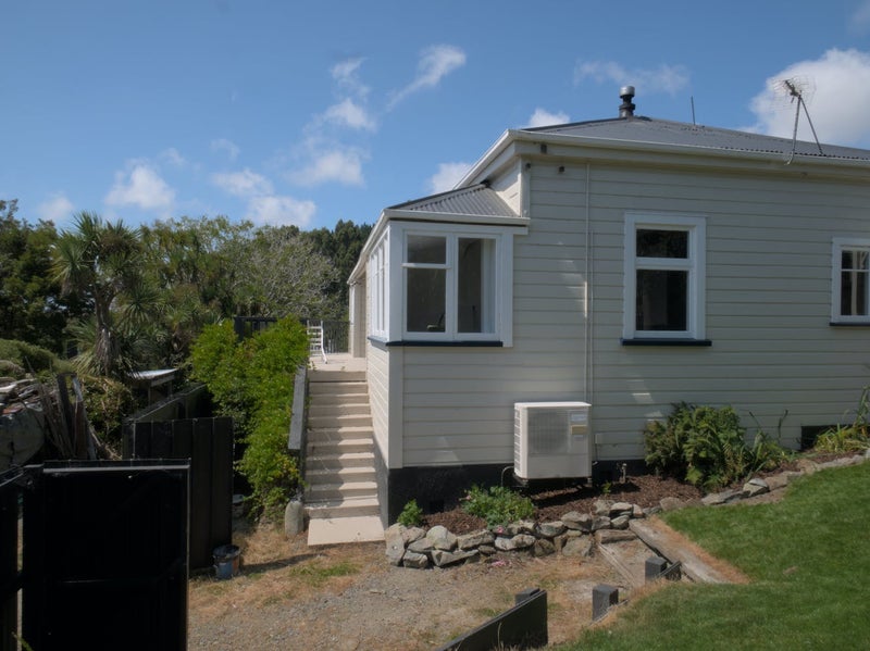 21 Matariki Street, Broad Bay, Dunedin - Carousel 2
