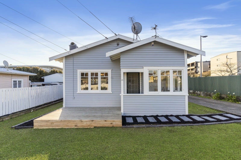 41 Hall Avenue, Otahuhu, Auckland - Carousel 1