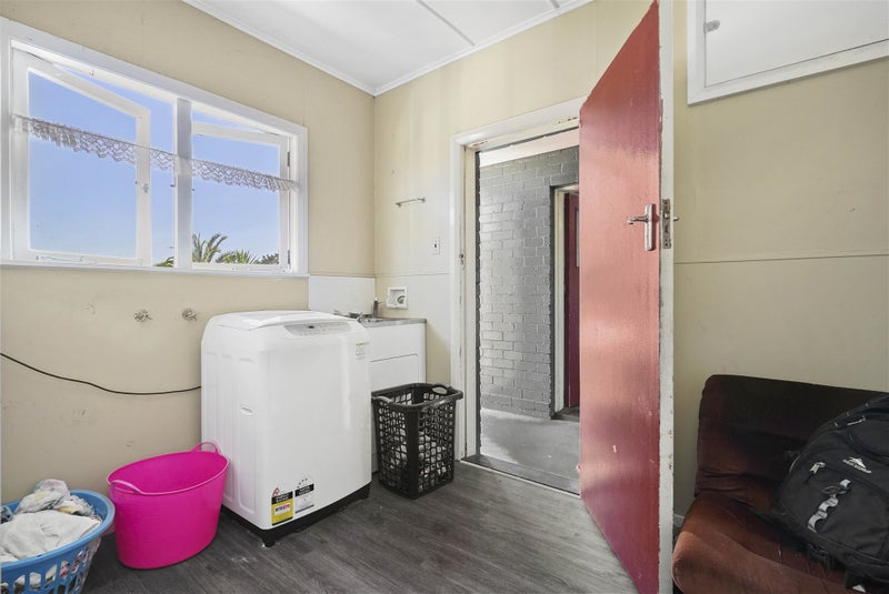 290 Cambridge Road, Hillcrest, Hamilton - Carousel 14