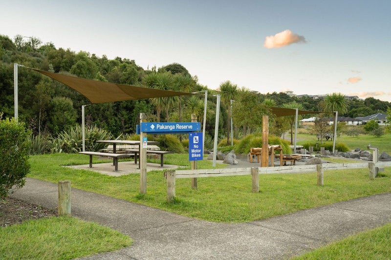 75B Pakanga Grove, Pyes Pa, Tauranga - Carousel 15