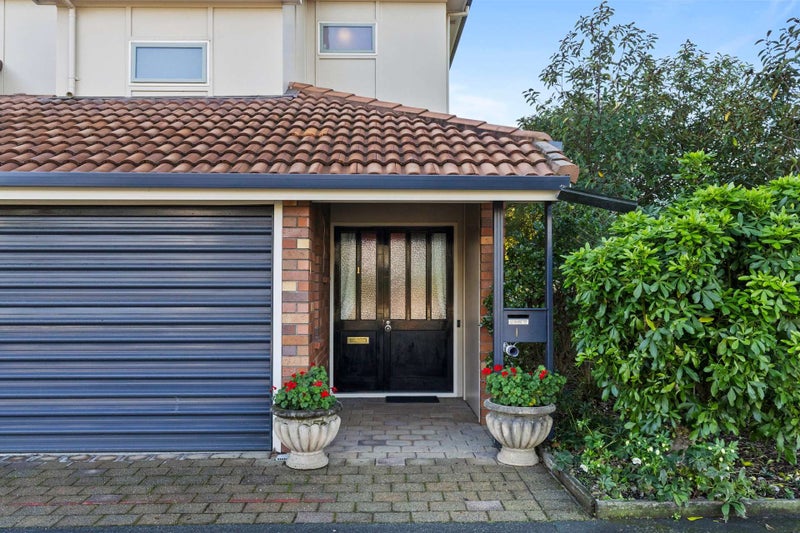 1 Hathaway Terrace, The Wood, Nelson - Carousel 1