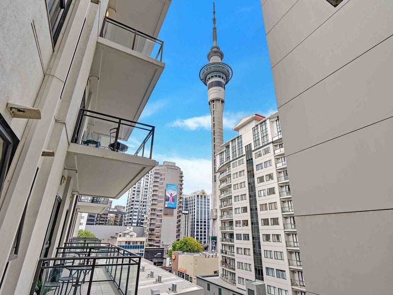 817/22 Nelson Street, Auckland Central, Auckland - Carousel 1