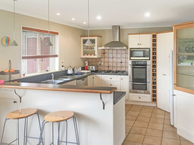 4 Caroline Way, Northwood, Christchurch - Carousel 2