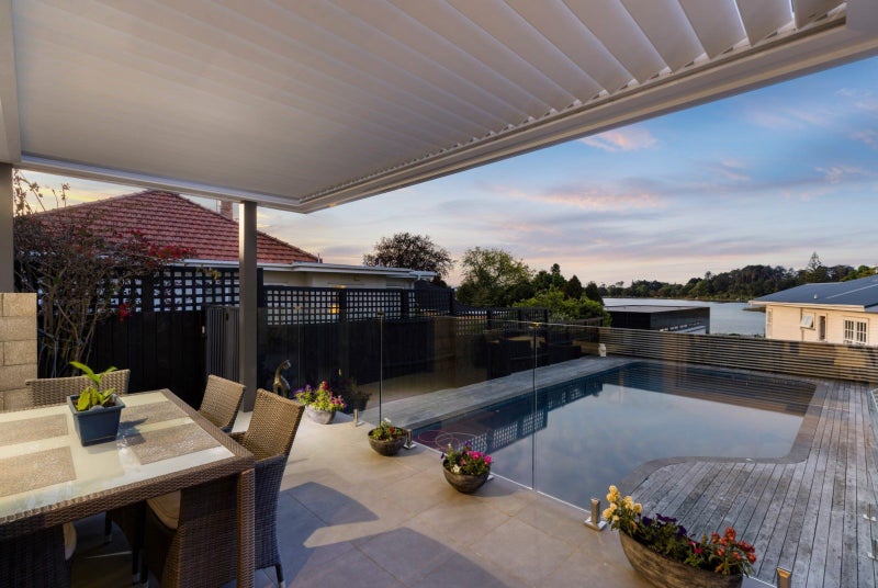 34 Lake Crescent, Hamilton Lake, Hamilton - Carousel 2