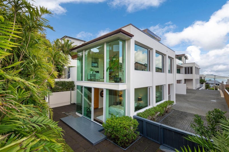 22B Beach Road, Castor Bay, Auckland - Carousel 2