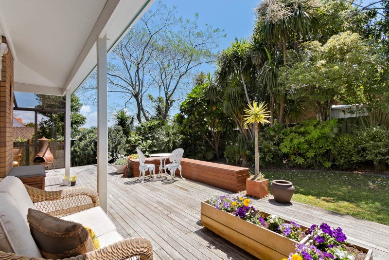 2/13 Eastridge Court, Northpark, Auckland - Carousel 2