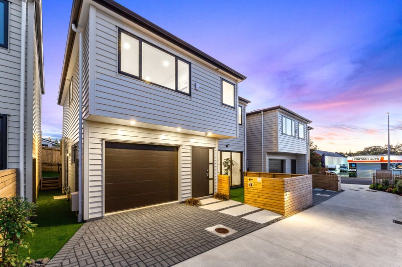 138B Moore Street, Howick, Auckland - Carousel 1