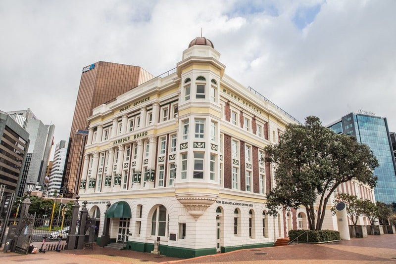 2.1/1 Queens Whrf, Wellington Central, Wellington - Carousel 1