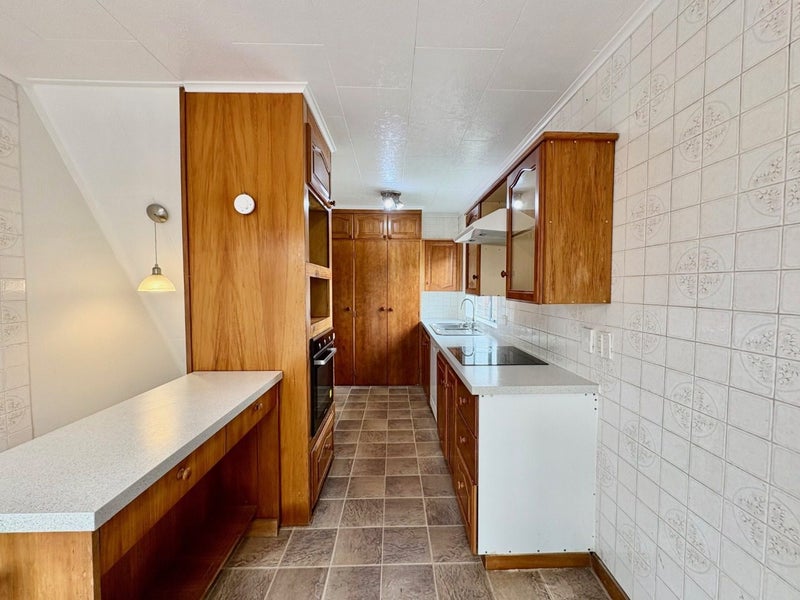 2/30 Arthur Road, Hillpark, Auckland - Carousel 2