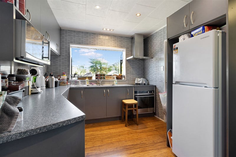 45 Aldern Road, Massey, Auckland - Carousel 2
