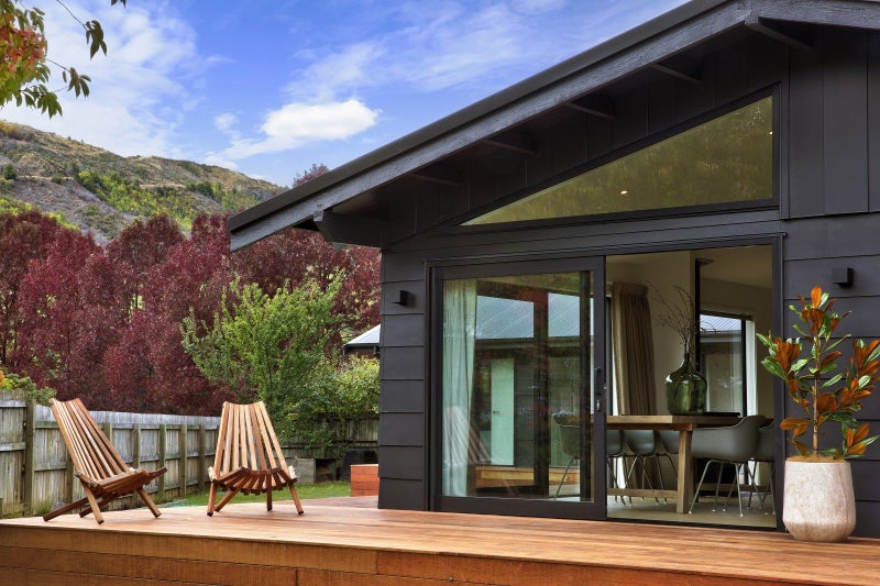 8 Butel Avenue, Arrowtown, Arrowtown - Carousel 1