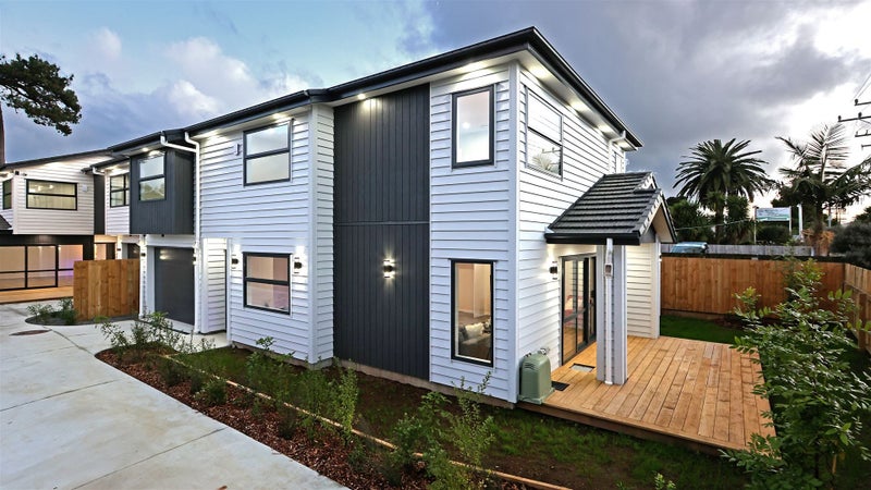 518A Swanson Road, Ranui, Auckland - Carousel 1