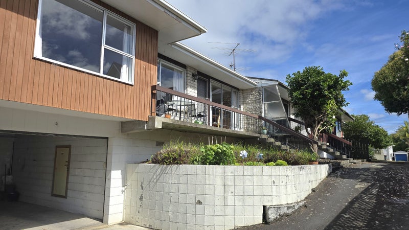 3/12 Lyon Avenue, St Lukes, Auckland - Carousel 9