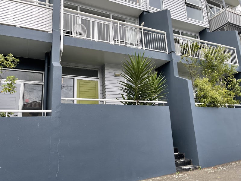 4/24 Hanson Street, Mount Cook, Wellington - Carousel 1