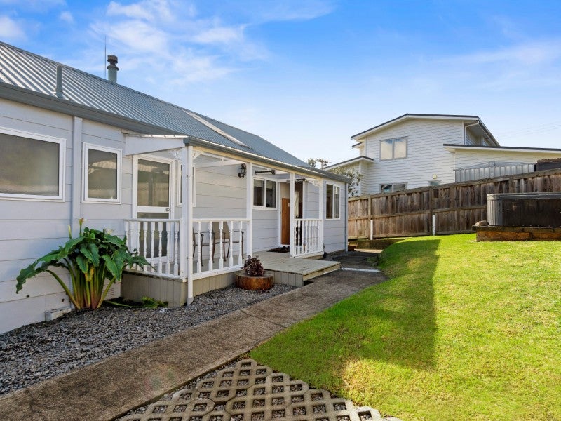 3 D'Urville Way, Welcome Bay, Tauranga - Carousel 2