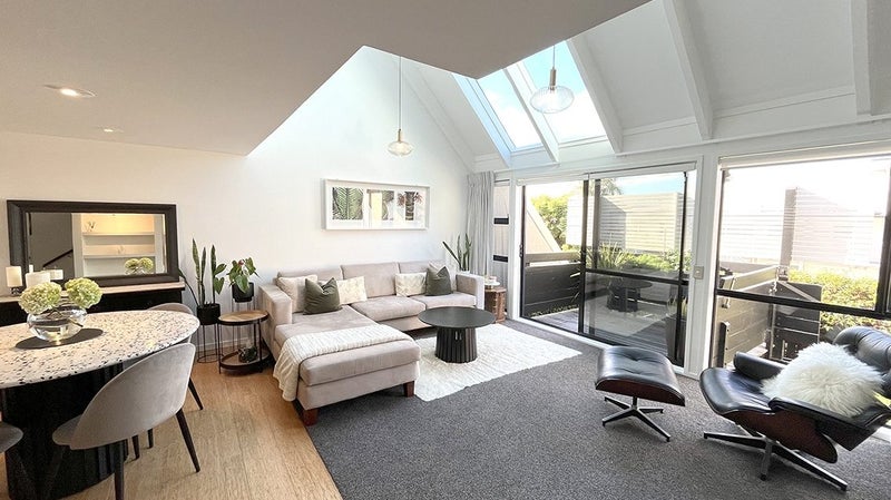 3/47 Jervois Road, Herne Bay, Auckland - Carousel 1