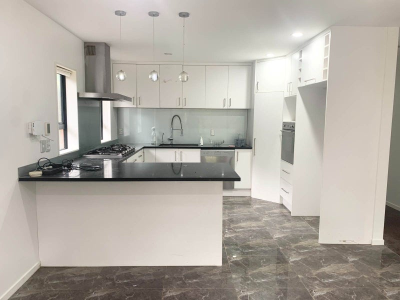 35C Hayr Road, Three Kings, Auckland - Carousel 2