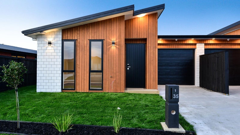 1/35 Tokerau Drive, Rototuna North, Hamilton - Carousel 1