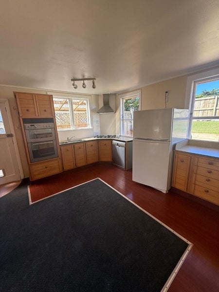 7 Matatiro Street, Titahi Bay, Porirua - Carousel 2