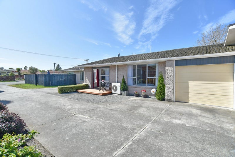 2/11 Tuckers Road, Redwood, Christchurch - Carousel 24