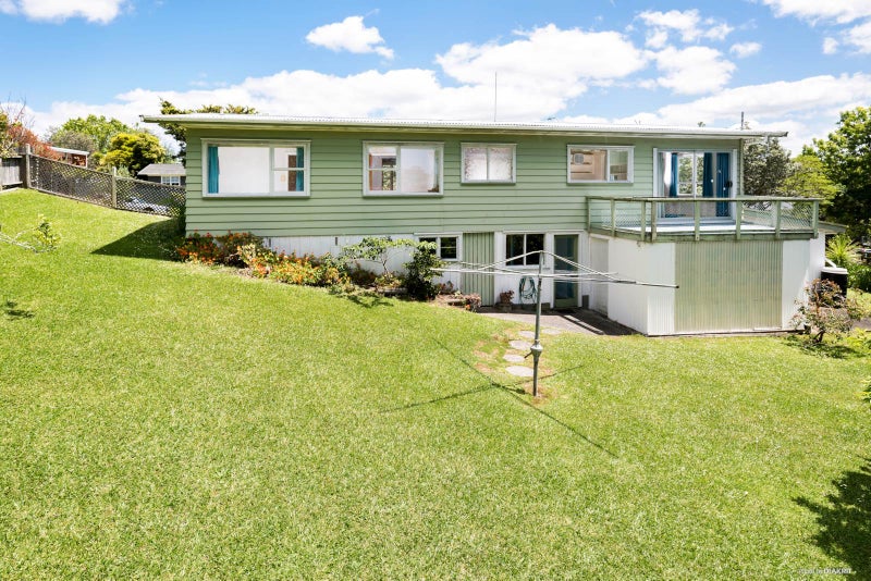 9 Mawson Avenue, Torbay, Auckland - Carousel 1