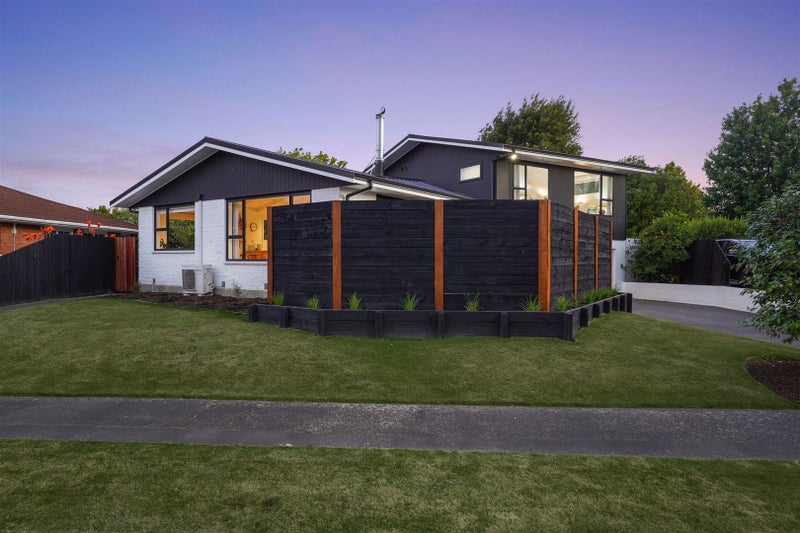 11 Lombard Place, Avonhead, Christchurch - Carousel 23