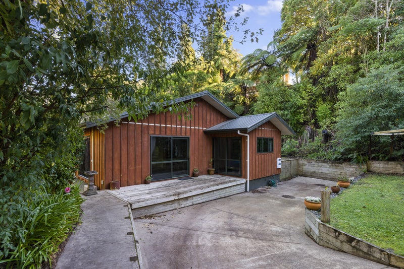 59 Summit Road, Lake Okareka, Rotorua - Carousel 1