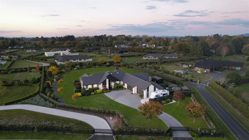 23 Hodge Drive, Tamahere, Hamilton - Carousel 2