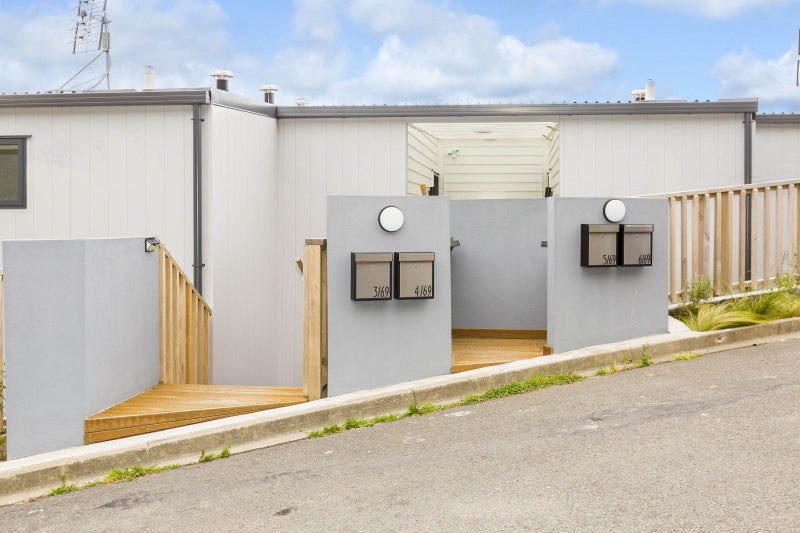 4/69 Tiketike Way, Brooklyn, Wellington - Carousel 2