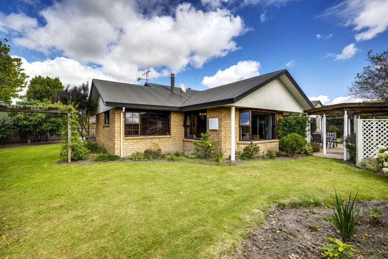 2 Mission Road, Greenmeadows, Napier - Carousel 21