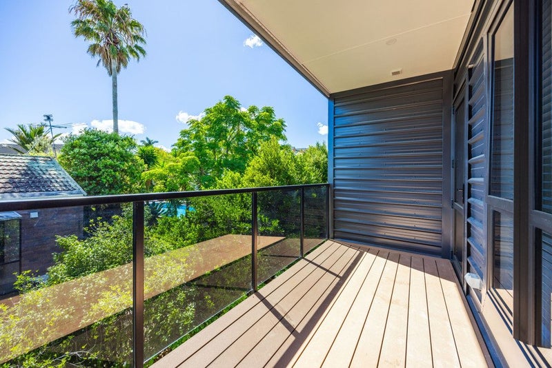 1B Bennett Road, Pakuranga, Auckland - Carousel 1