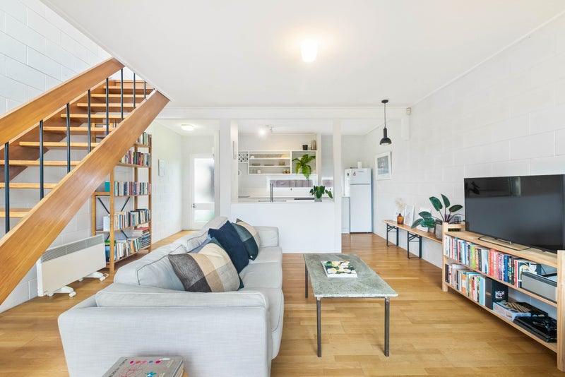 1/14 Fowlds Avenue, Sandringham, Auckland - Carousel 1