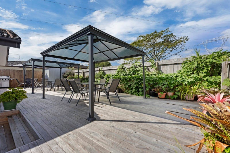 10 John Broad Place, Flat Bush , Auckland - Carousel 2
