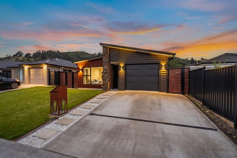 11 Buddle Road, Wallaceville, Upper Hutt - Carousel 1