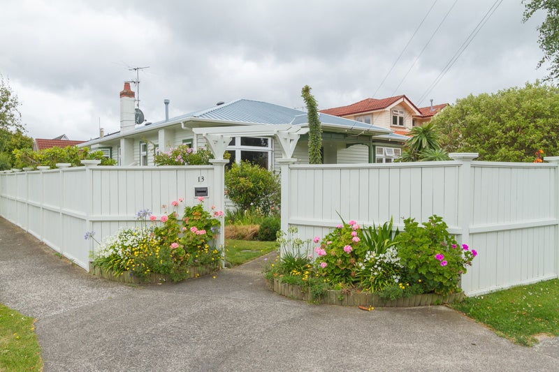 13 Junction Street, Fairfield, Lower Hutt - Carousel 2