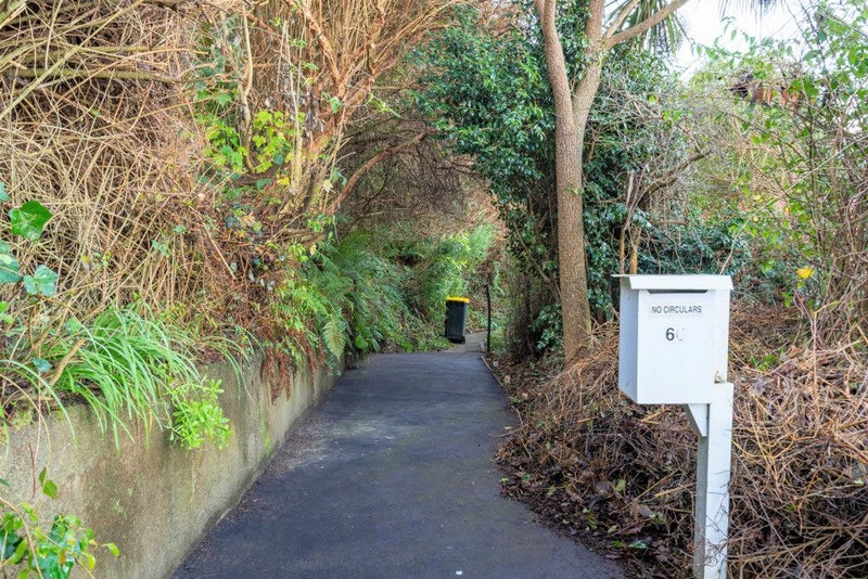 66 Lindsay Road, Balaclava, Dunedin - Carousel 16