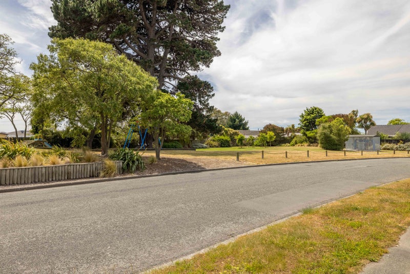 4 Woodlands Place, Aranui, Christchurch - Carousel 18
