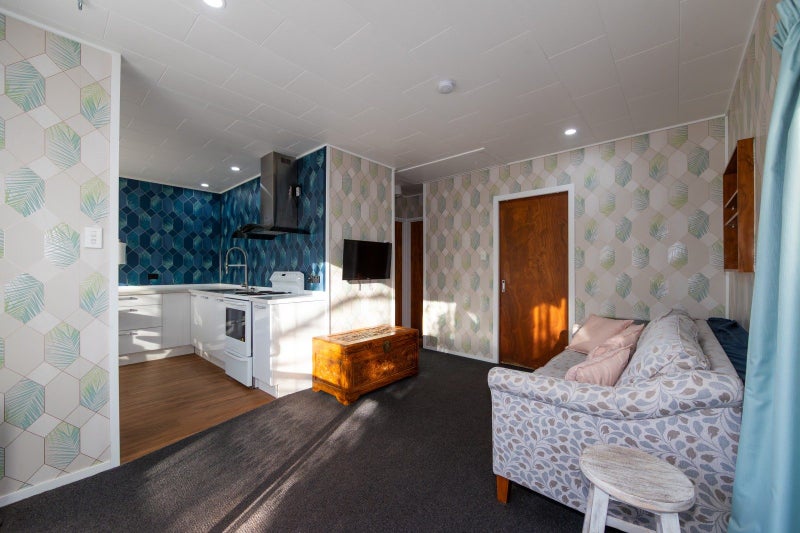 11 Jellicoe Place, Tamatea, Napier - Carousel 2