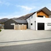 13 Peppercorn Terrace, Lower Shotover, QUEENSTOWN - Carousel 1