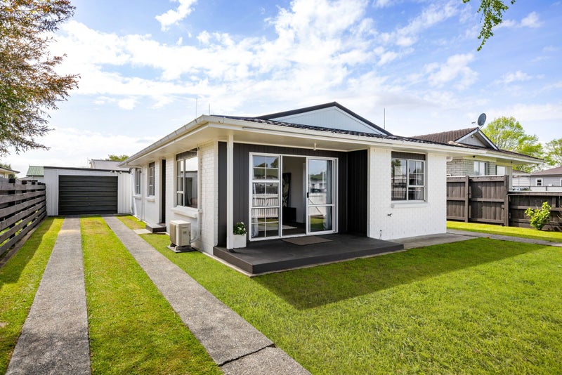 1A Hilton Road, St Andrews, Hamilton - Carousel 1