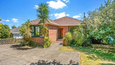 16 La Veta Avenue, Mount Albert, Auckland - Carousel 1