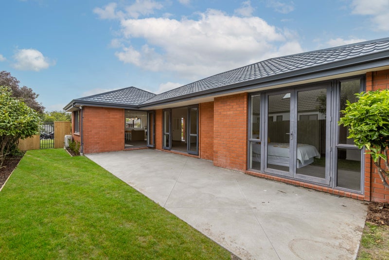 48 Forest Drive, Parklands, Christchurch - Carousel 2