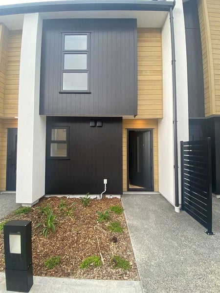 4 Te Ara o Ralph Olsen, Wainuiomata, Lower Hutt - Carousel 2