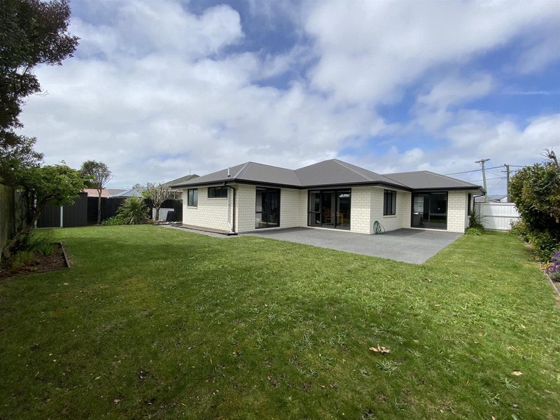5 Sabina Street, Shirley, Christchurch - Carousel 6