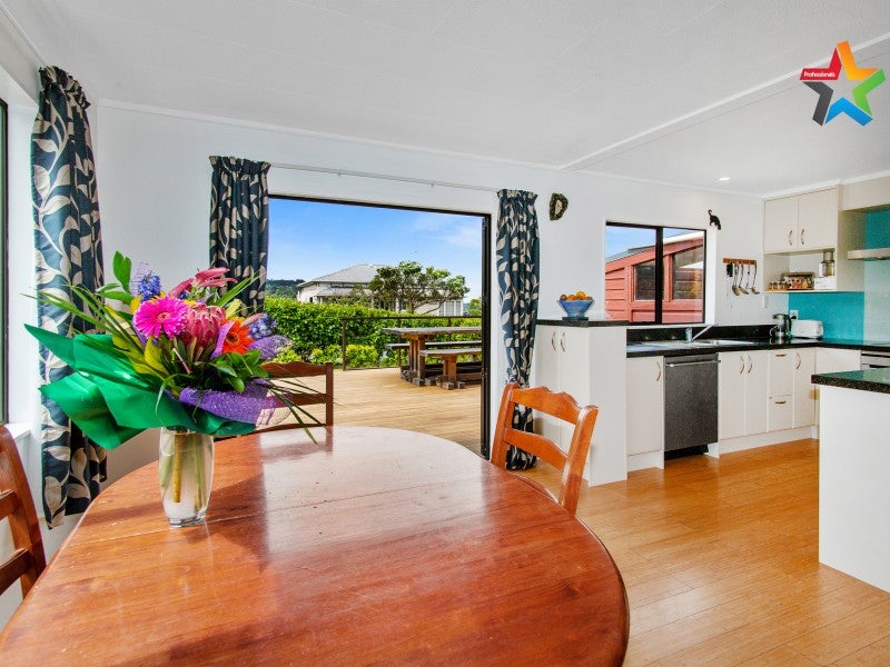 66 Cypress Drive, Maungaraki, Lower Hutt - Carousel 2