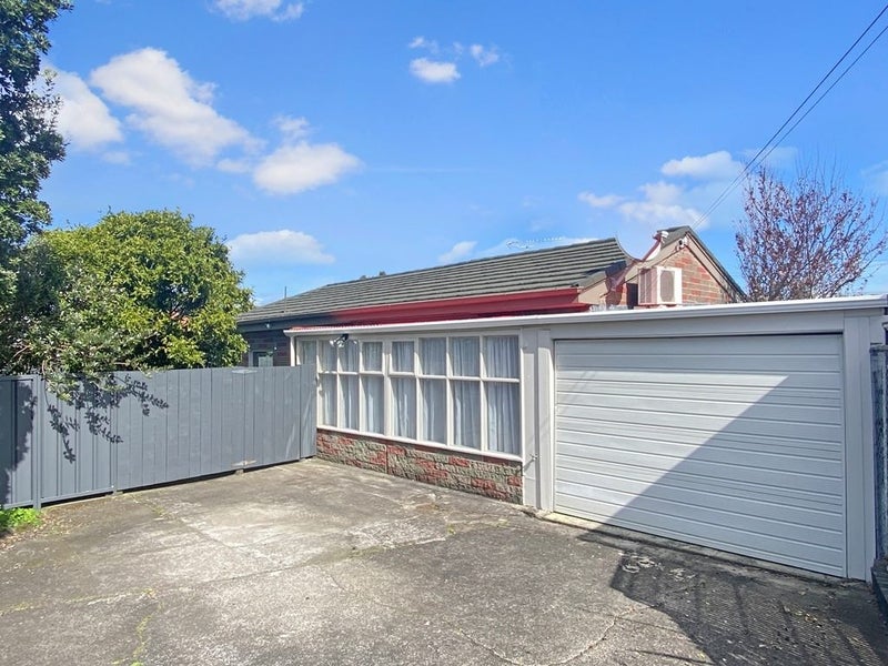 4A Alana Place, Mount Wellington, Auckland - Carousel 1