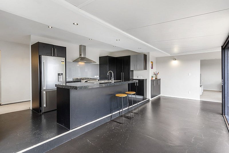 1/614 Beach Road, Browns Bay, Auckland - Carousel 2