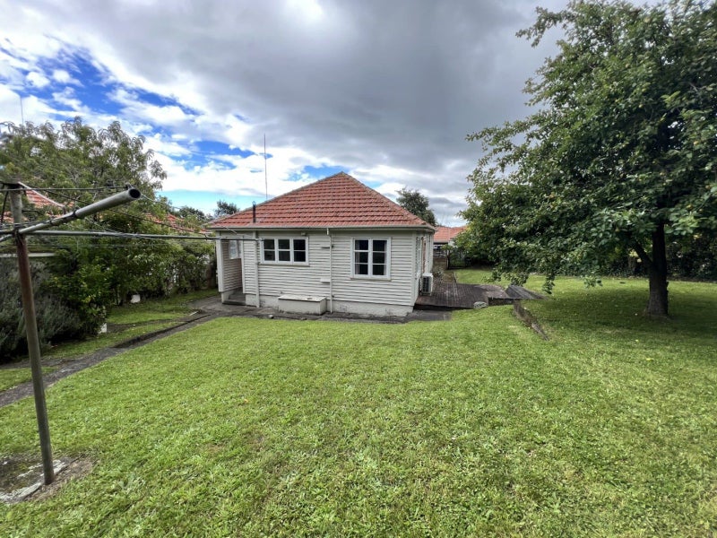 15 Plymouth Street, Roslyn, Palmerston North - Carousel 25