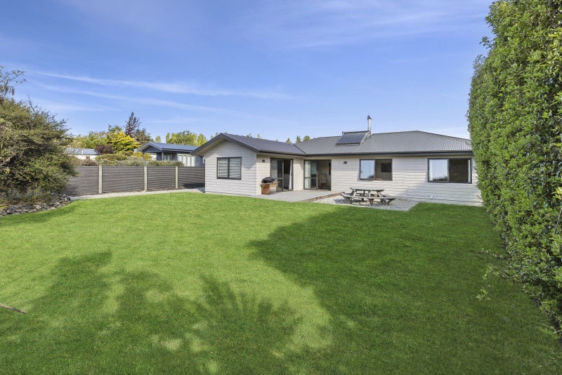 21 Bernard Road, Albert Town, Wanaka - Carousel 18
